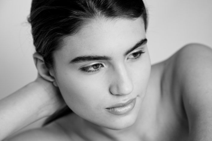 professional headshots Toronto Robert McGee 3774