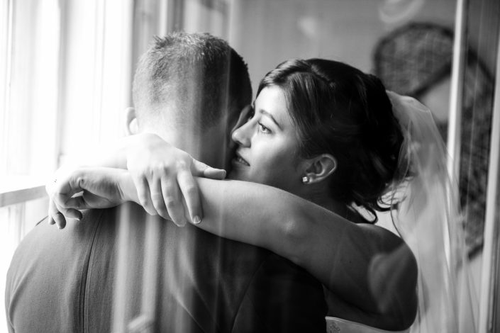 couple embrace for portrait photographer Toronto 1639