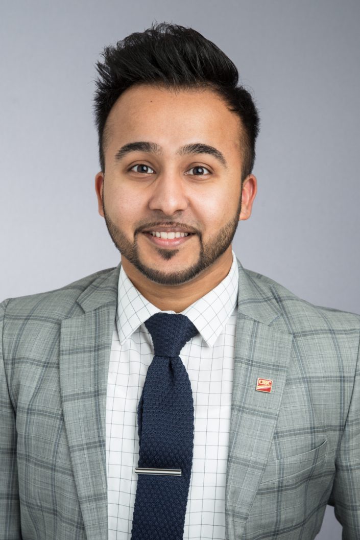 CIBC corporate shoot headshot 0O7C1920