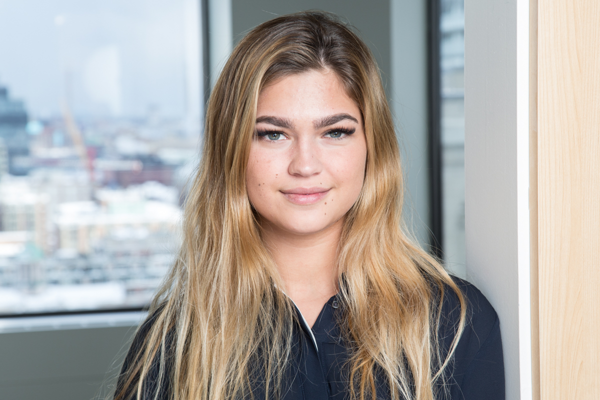 Versapay headshot of Alicia for professional branding 0O7C9484