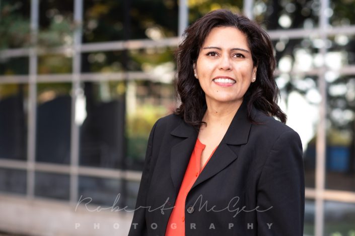 Kelly Jordan lawyers outdoor location for business headshots Toronto 0O7C2929-2