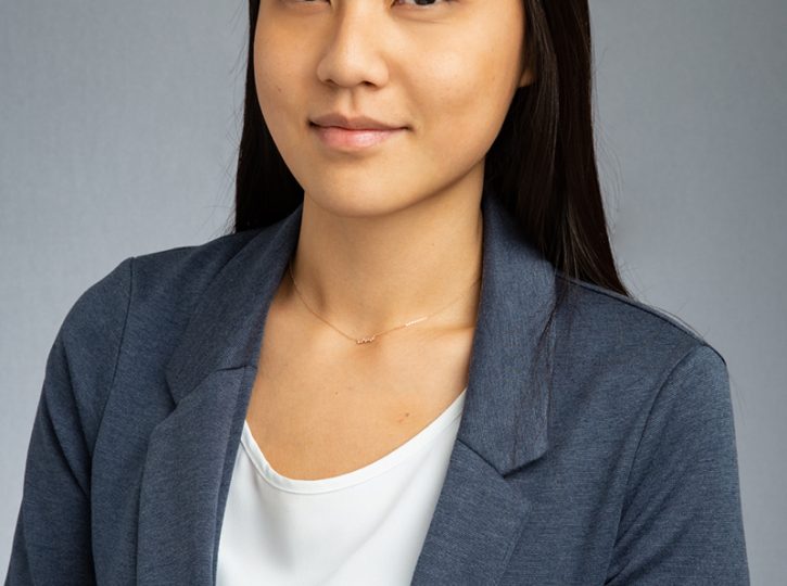 Example of what to wear for a headshot session